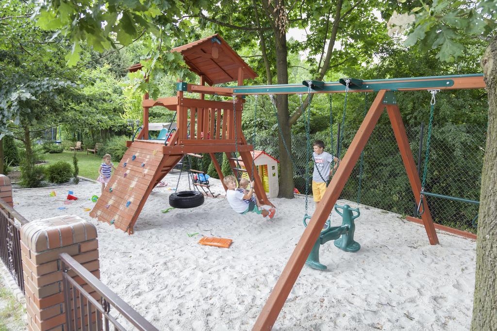 Dworek Bialy Domek Smardzewice Ngoại thất bức ảnh